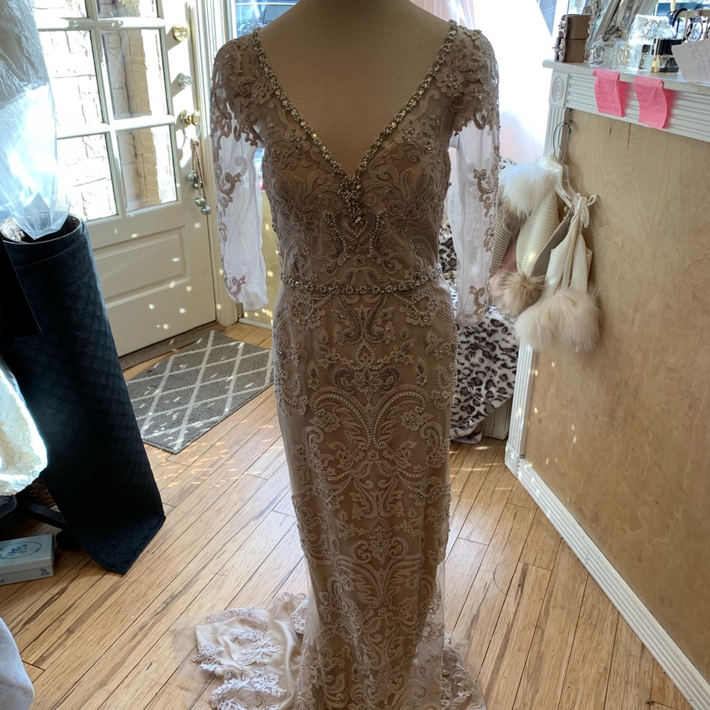 Elein Ellas Gown